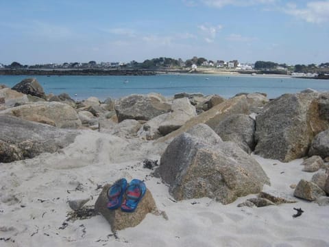 TI KER House in Ploudalmézeau