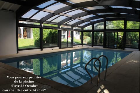 Swimming pool, Swimming pool