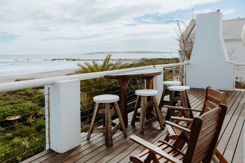 Ceol na Mara Apartment in Western Cape