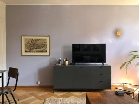 UNESCO Bern Stay Queen Bed & Fast WiFi Apartment in City of Bern