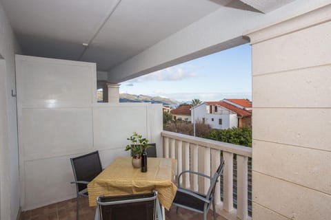 Apartments Mira on the Peljesac peninsula Bed and Breakfast in Dubrovnik-Neretva County