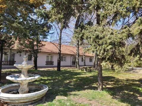 Property building, Garden