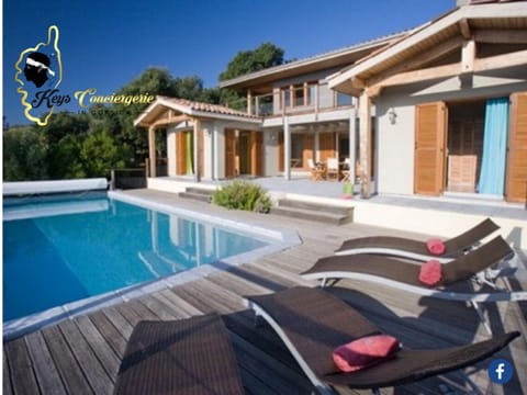 Day, Natural landscape, Summer, Balcony/Terrace, On site, Mountain view, Pool view, Swimming pool, Swimming pool