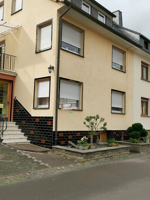 Lisa Apartment in Ediger-Eller