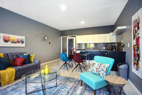 Living room, Photo of the whole room