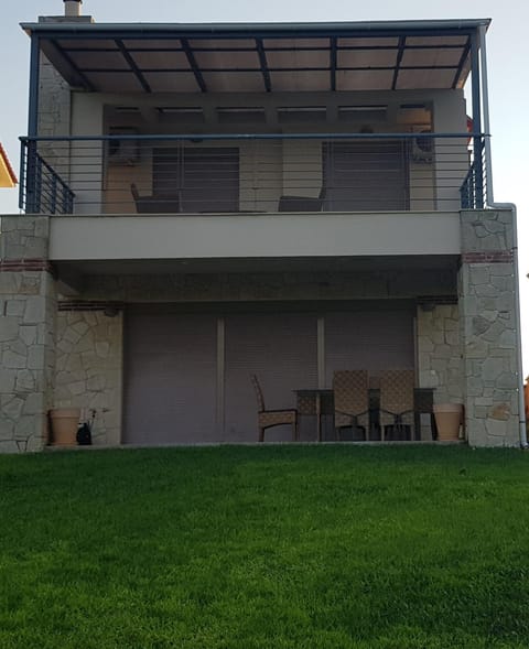 Patio, Garden, Balcony/Terrace, Garden view