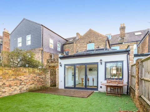 Property building, Patio, Day, Garden, Other, Garden view