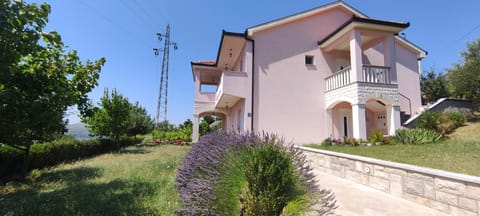 Sun garden apartment Apartment in Dubrovnik-Neretva County