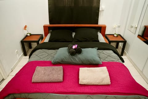 Mas La Farelle Gîte, Fitness & Salle de jeux gratuite & SPA en supplément House in Nimes