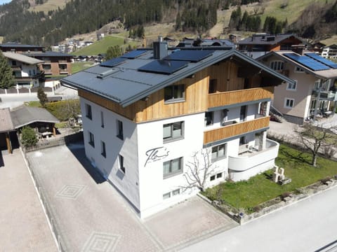 Property building, Natural landscape