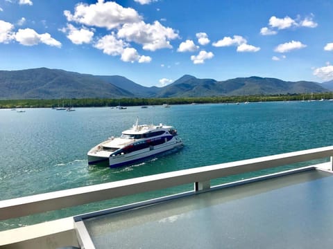 Balcony/Terrace, Mountain view, River view, Sea view