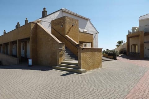 PLAS DARIEN-3 BED APT- SEA VIEWS - SLEEPS 5 House in Trearddur Bay