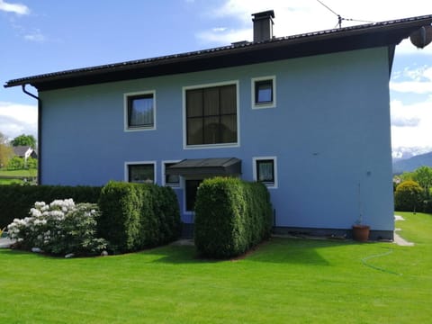 Property building, Facade/entrance, Garden, Garden view