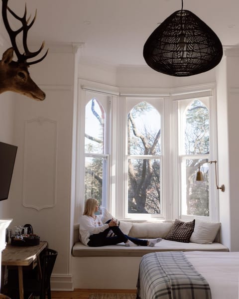 People, Photo of the whole room