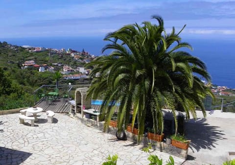 BBQ facilities, Sea view