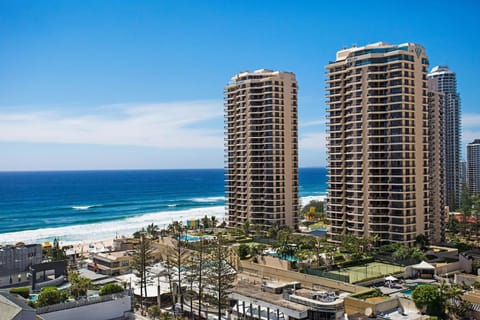 Property building, Nearby landmark, Day, Natural landscape, Bird's eye view, Beach, Evening entertainment, City view, Sea view, Location