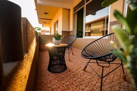 Patio, Balcony/Terrace