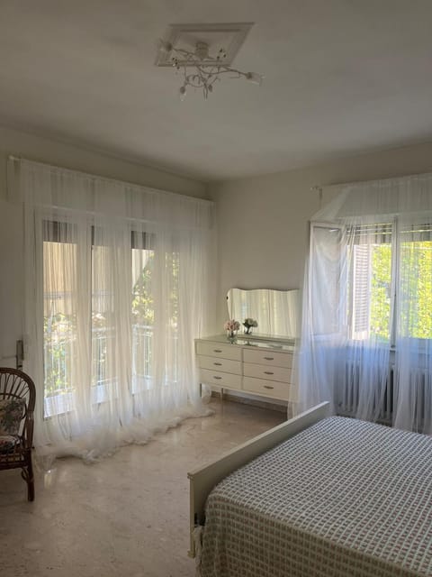 Villa in città di arte con giardino privato - Carnevale di Viareggio House in Pietrasanta