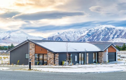 Property building, Winter