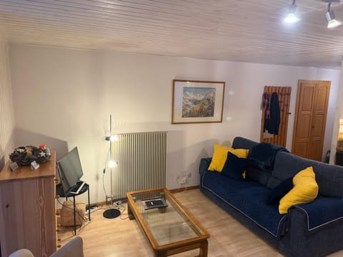 Au village d'Evolène, bel appartement avec terrasse Apartment in Canton of Valais