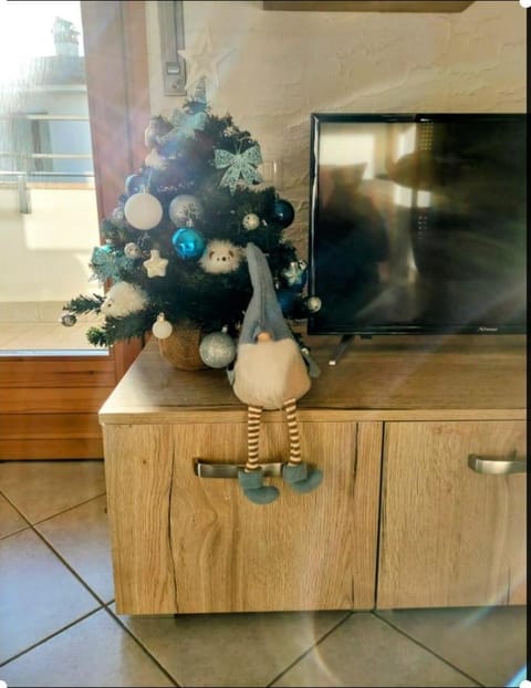 BLUE APARTMENT - a due passi dal lago, parcheggio privato Apartment in Lazise