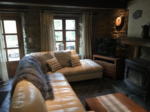 Property building, Seating area