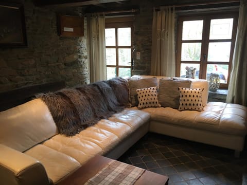 Property building, Seating area