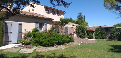 Property building, Patio, Garden, Garden view