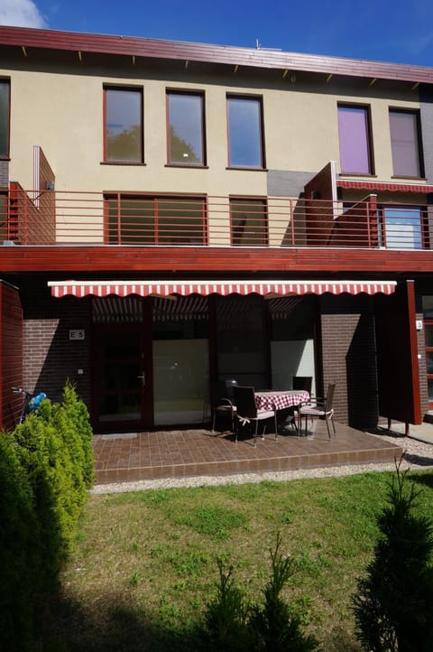 Garden, Balcony/Terrace