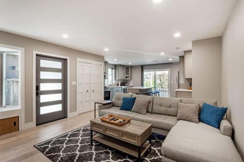 Newly rebuilt ultra clean designer home House in Cupertino