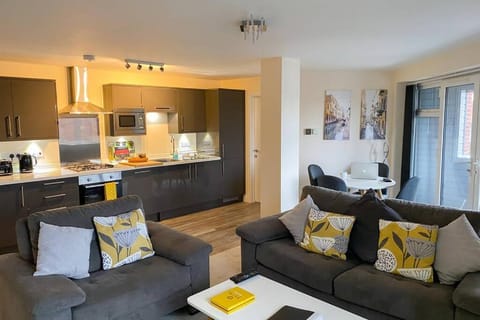 13 The Grosvenor, luxury flat, central Newmarket, Apartment in Forest Heath District