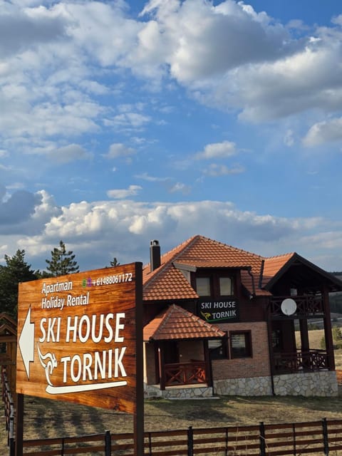 Property building, Spring, Off site, Day, Night, Winter, Summer, Garden, Garden, Horse-riding, Horse-riding, Ski School, Ski School, Skiing, Skiing, Autumn, On site, Garden view, Garden view, group of guests, Parking, acessibility