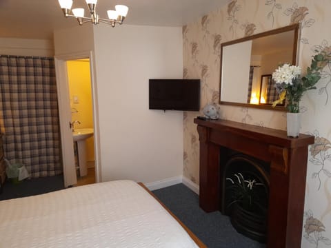 Foss Room Bed and Breakfast in Dartmouth