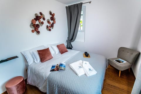 VILLA MURALTO Boutique Hotel Rooms and Garden Bed and Breakfast in Locarno