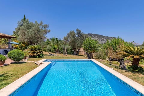 Natural landscape, Garden, Garden view, Mountain view, Pool view, Swimming pool