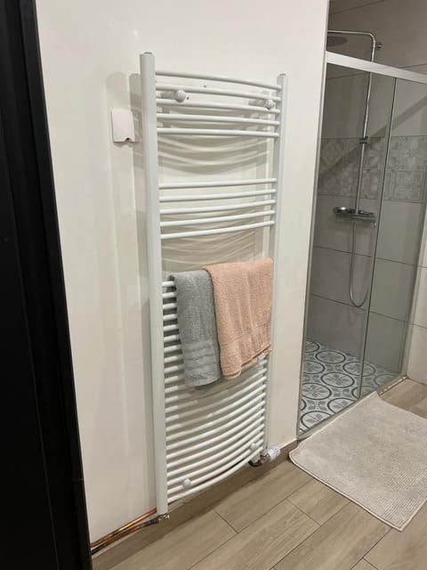 Appartement entier refait à neuf pour court séjour Apartment in Flanders