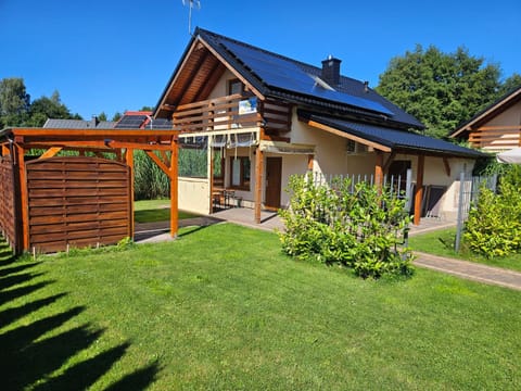 OSADA CZTERY PORY ROKU - DOM WIOSNA House in Pomeranian Voivodeship