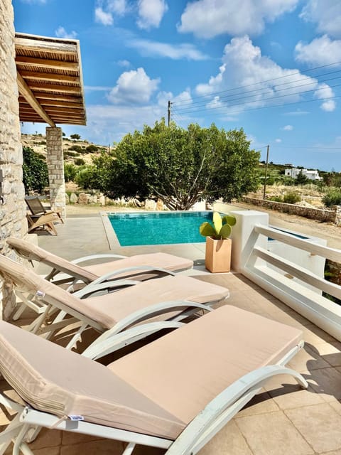 Villa Giorgianna -near Aliki beach with pool House in Paros, Greece