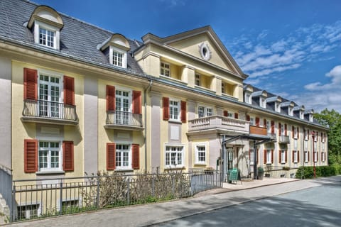 Facade/entrance, Street view