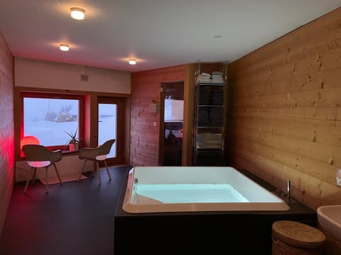 Alpine Dream Chalet with Spa close to Lake Geneva House in Canton of Vaud