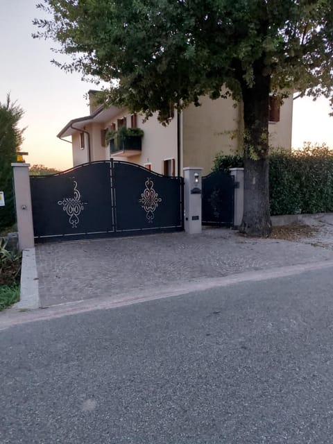 Property building, Street view
