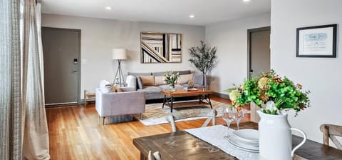 Living room, Seating area, Dining area