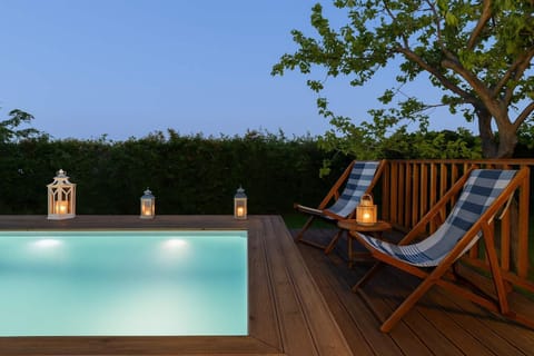 Patio, Swimming pool