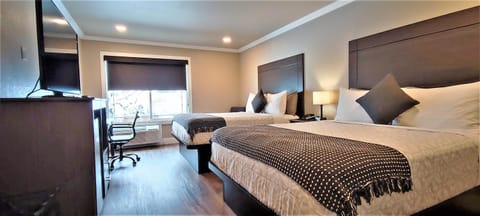 Bed, TV and multimedia, Photo of the whole room, Bedroom, Family, internet, air conditioner