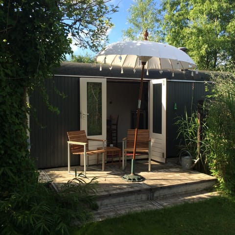 Property building, Garden