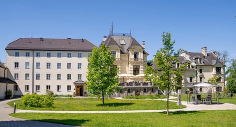 Property building, Spring, Natural landscape, Garden, Garden view