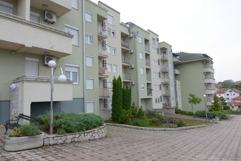 Apartman NEDA - 5 minuta od centra Apartment in Serbia