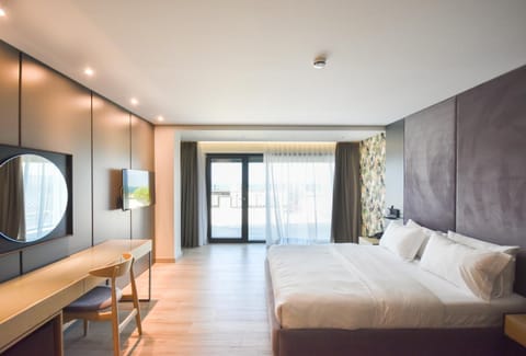 TV and multimedia, Photo of the whole room, Bedroom, Sea view