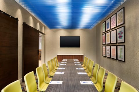 Meeting/conference room