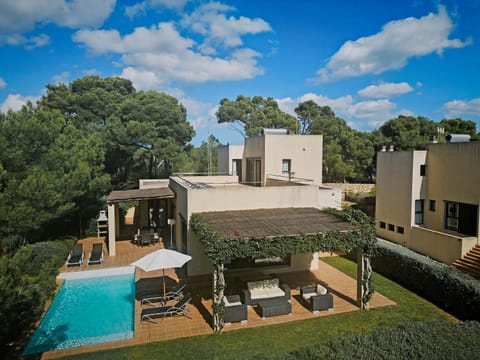 Property building, Garden, Solarium, Balcony/Terrace, Swimming pool